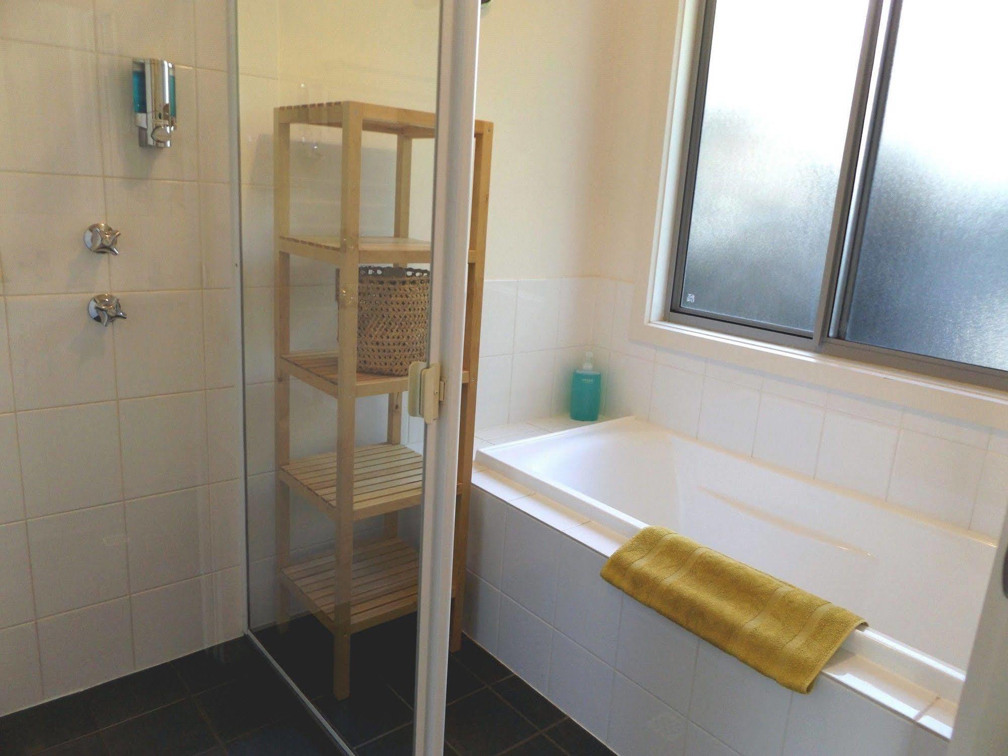 Coorong Waterfront Retreat Villa Meningie ภายนอก รูปภาพ
